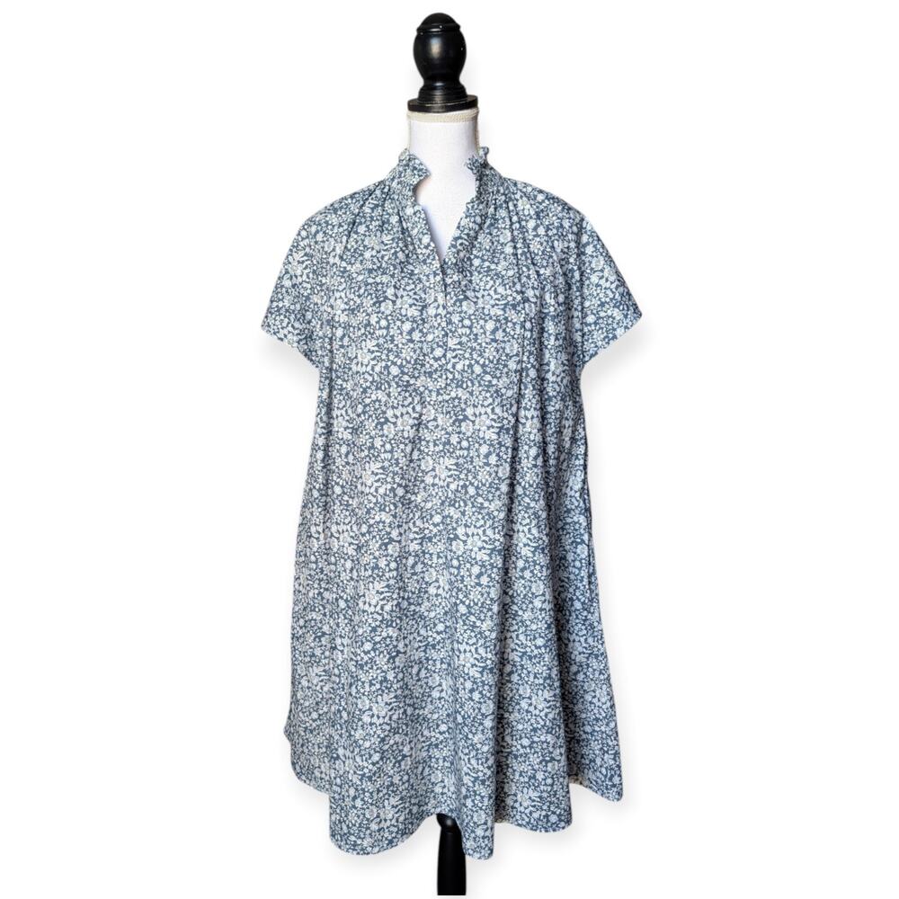Ann Mashburn Blue White Floral Short Sleeve Swing Dress Size Medium Pockets